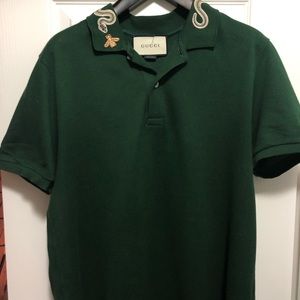 Gucci polo with embroidered snake and bee collar